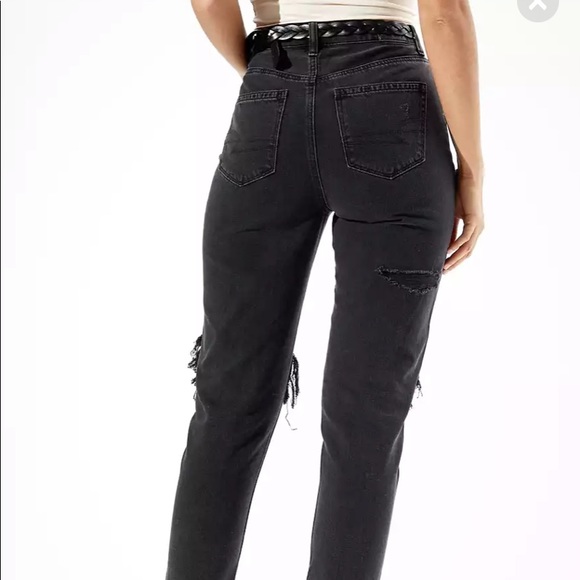 AE Mom Jean - Picture 4 of 4